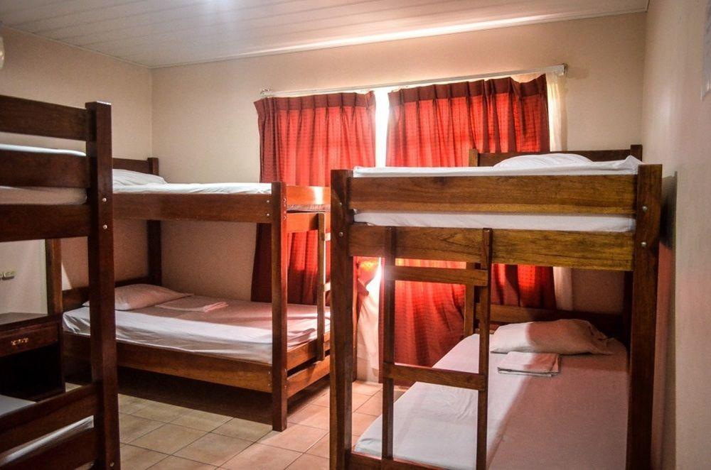 Hotel La Choza Inn Ла Фортуна Экстерьер фото